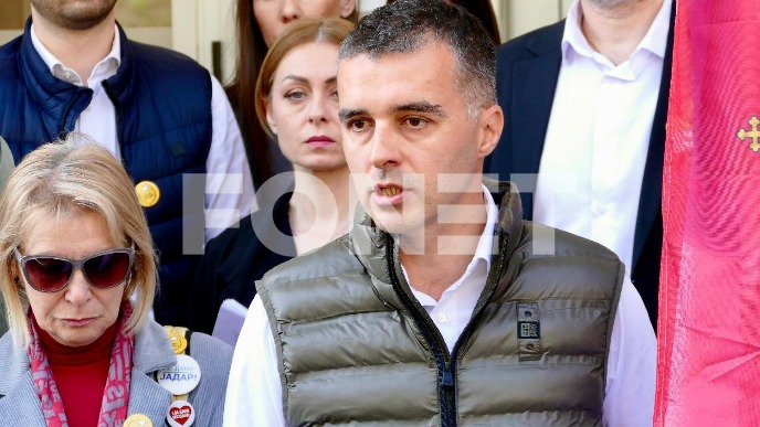 Vučić i Dodik teraju decu